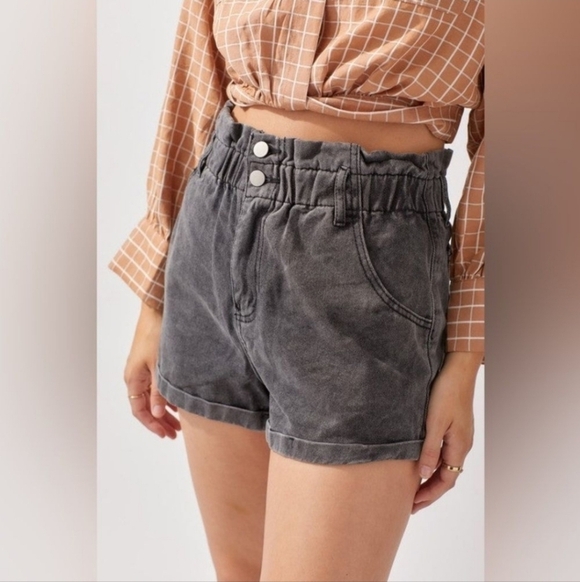 Day + Moon Pants - DAY + MOON Women's Gray High-Waisted Shorts NWT Size Small